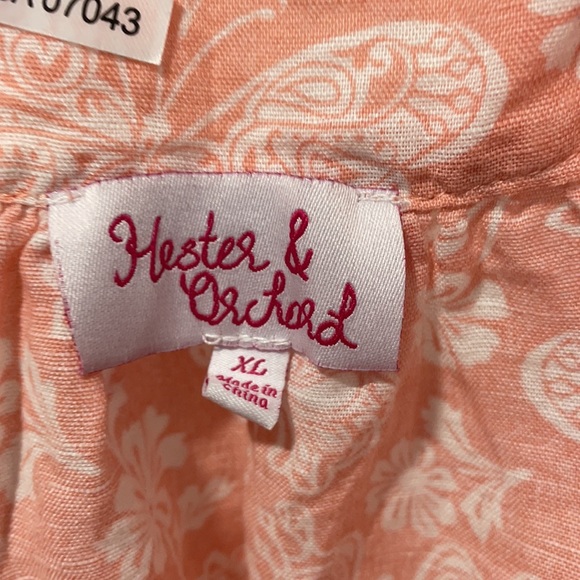 Light top XL perfect for the summer. - Picture 2 of 3